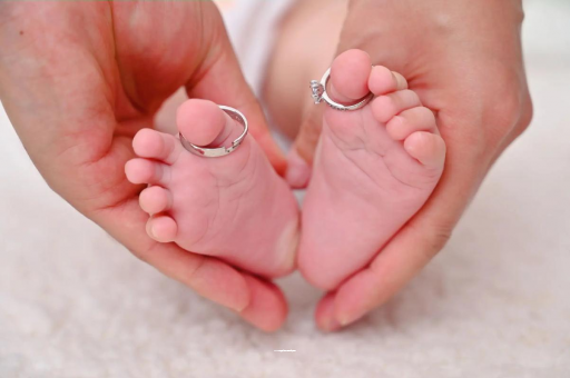 岑溪宝宝头发少缺什么 岑溪宝宝头发少缺什么