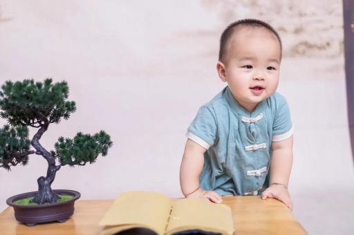 岑溪孕妇显怀是几个月